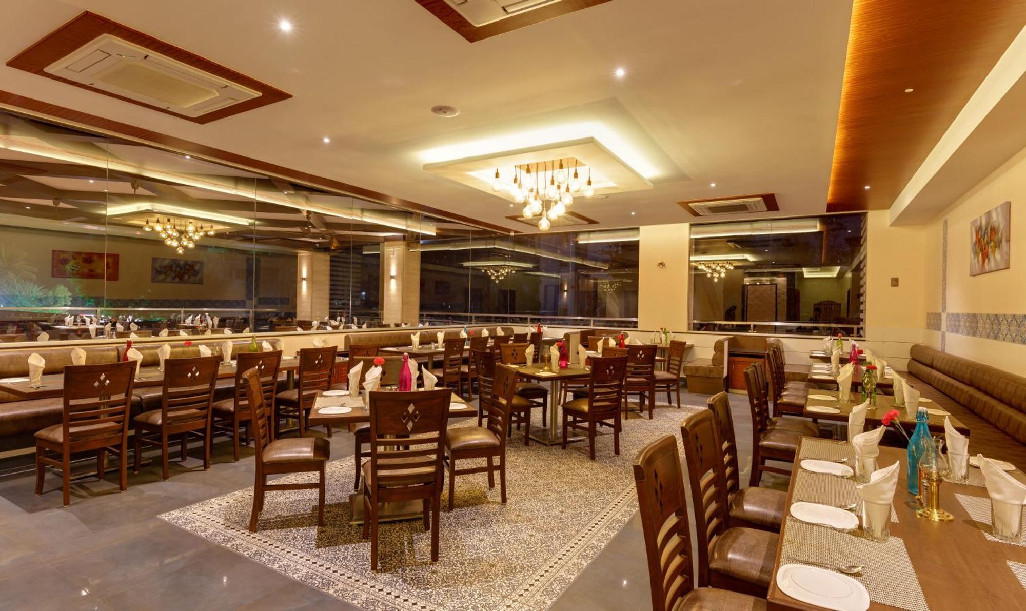 Hotel Ayodhya Kolhapur Exterior photo