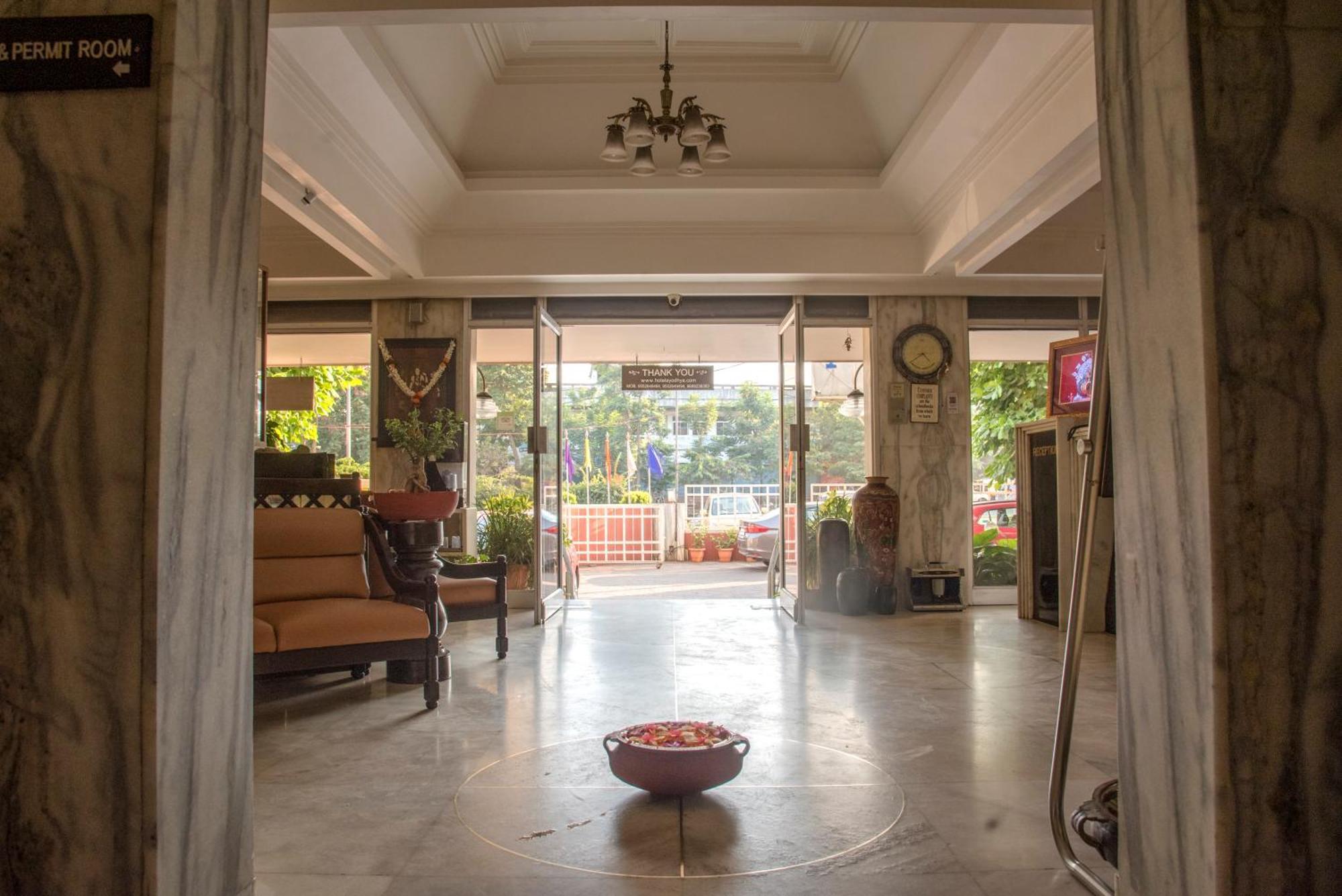 Hotel Ayodhya Kolhapur Exterior photo
