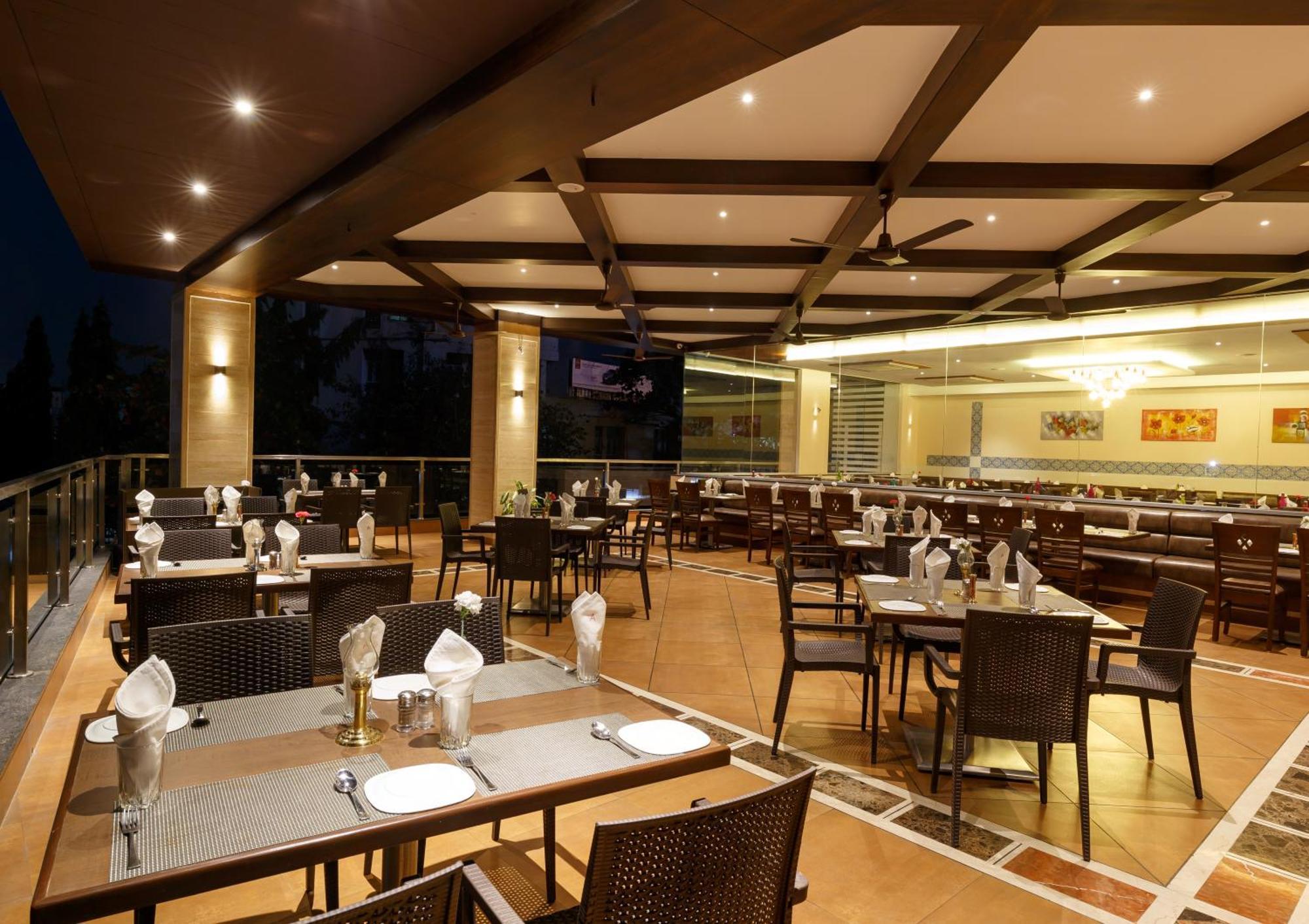 Hotel Ayodhya Kolhapur Exterior photo