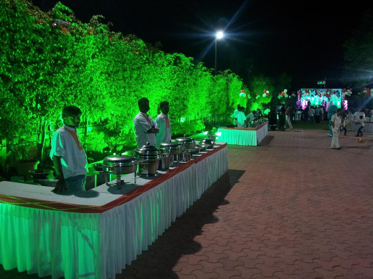 Hotel Ayodhya Kolhapur Exterior photo