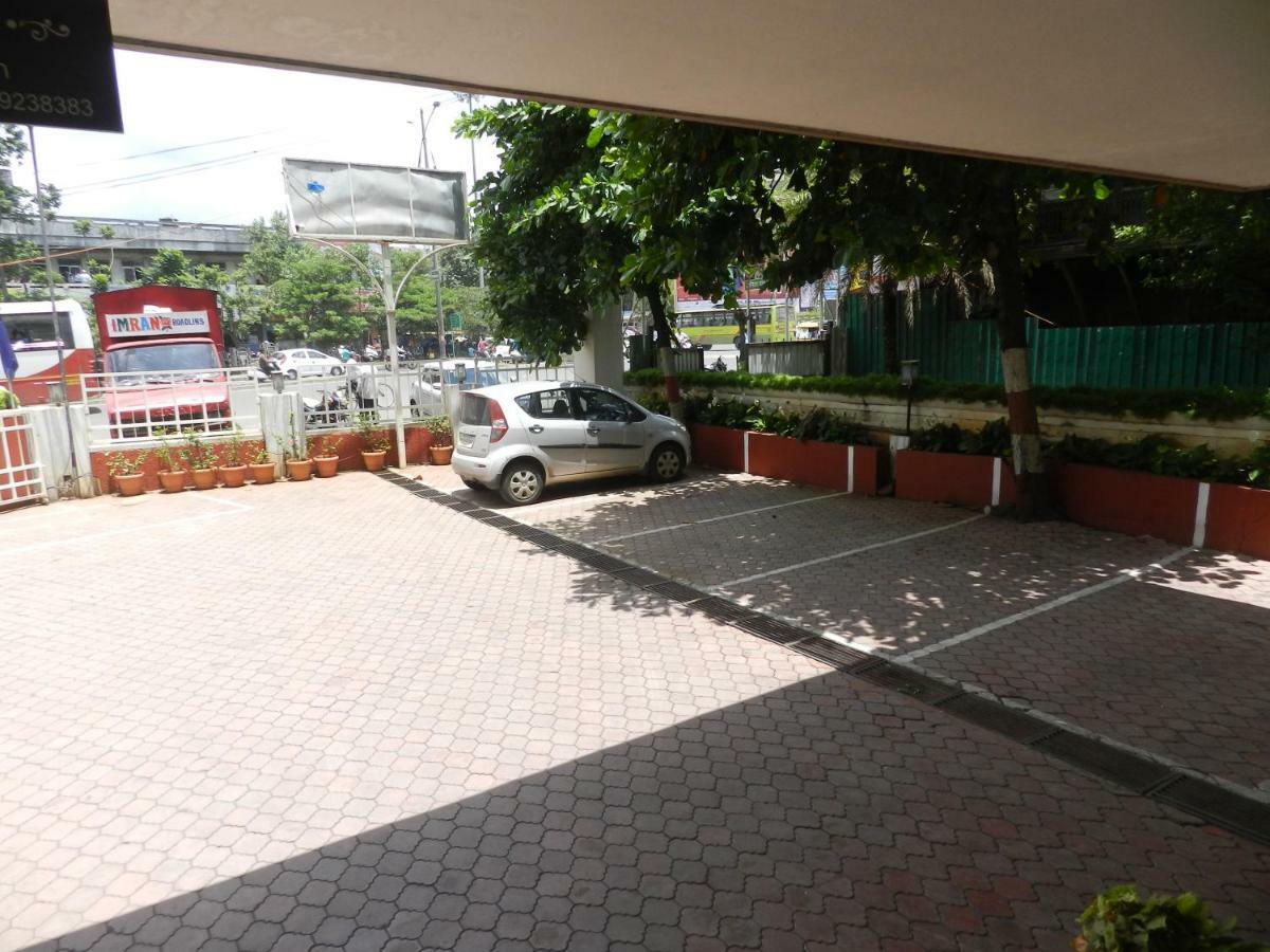 Hotel Ayodhya Kolhapur Exterior photo